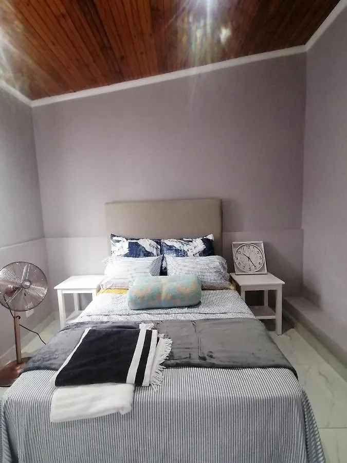 Mila Lodge 1 Κέιπ Τάουν 0*,