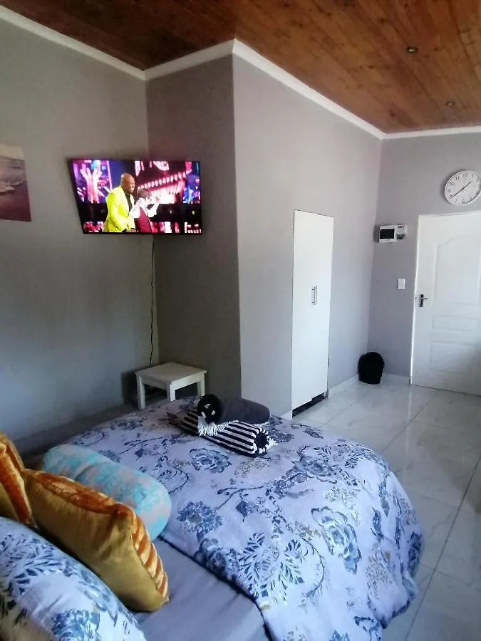 Mila Lodge 1 Cape Town South Africa