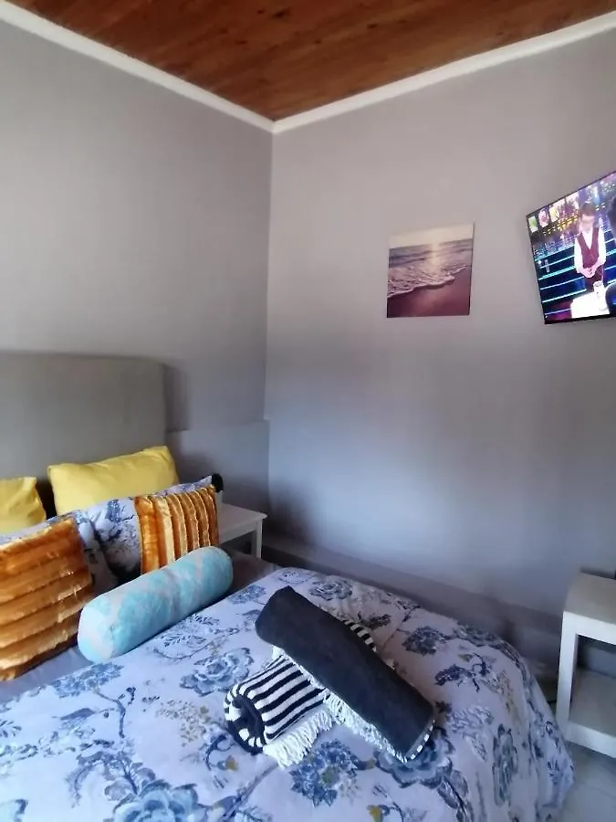 Guest house Mila Lodge 1 Cape Town
